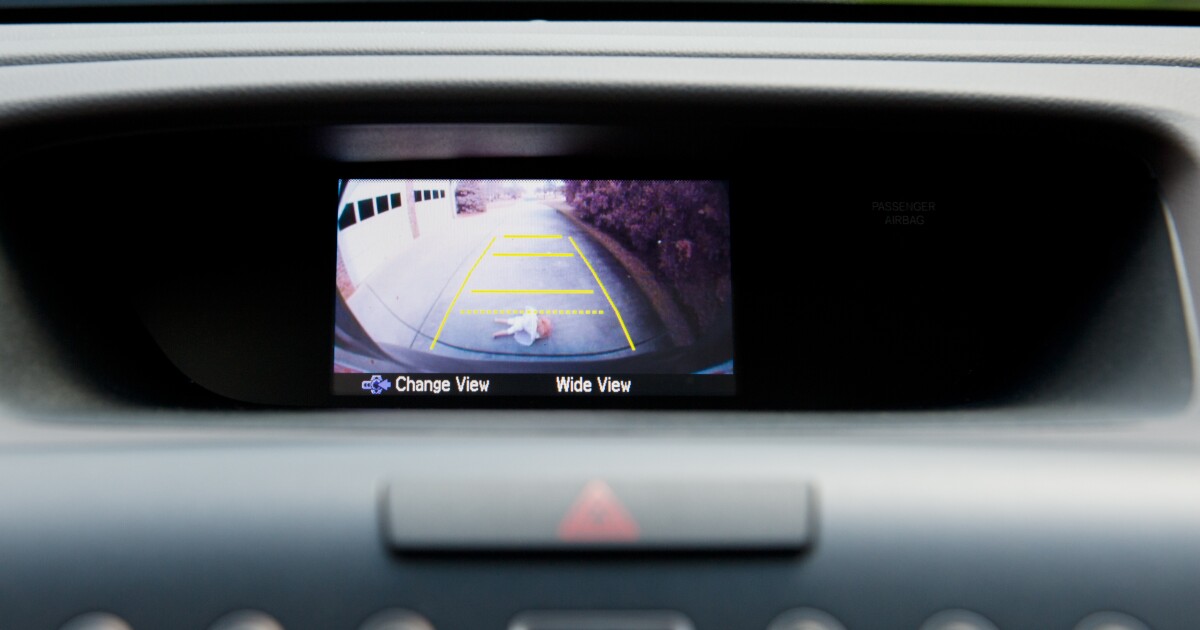 Rear view cameras to be mandatory in all new cars in the US by 2018
