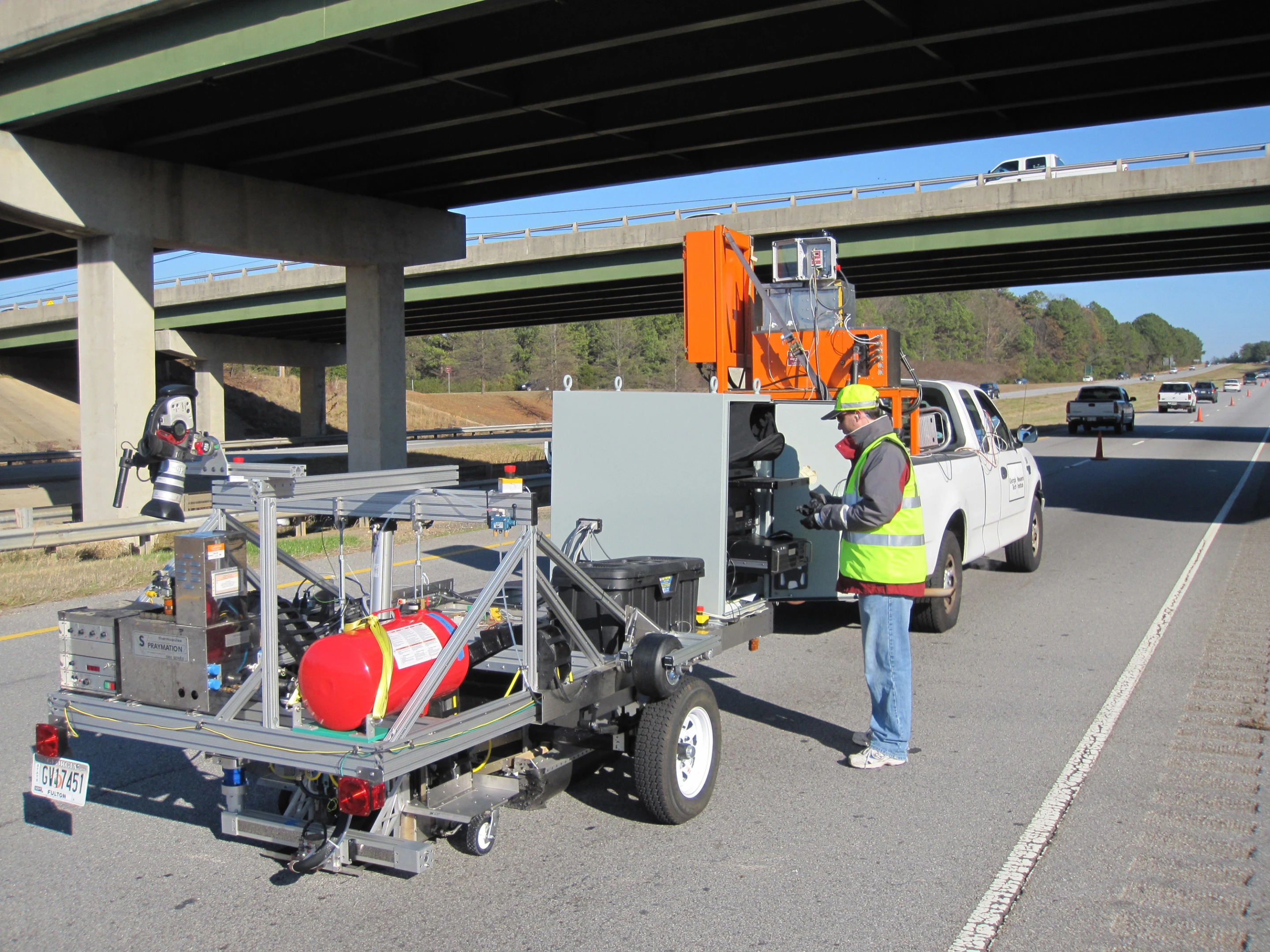 GTRI's prototype automatic pavement crack detection and repair system