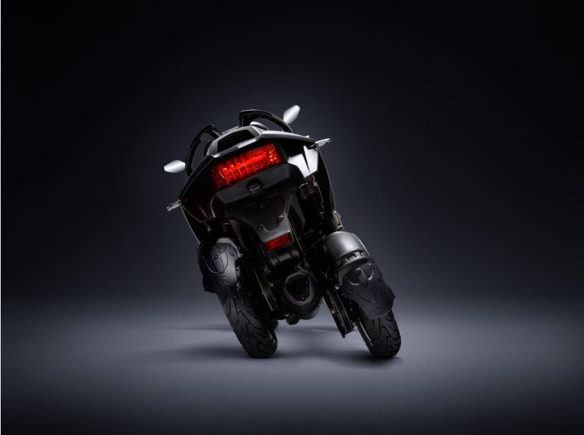 Quadro Qooder: can achieve impressive lean angles for dynamic cornering