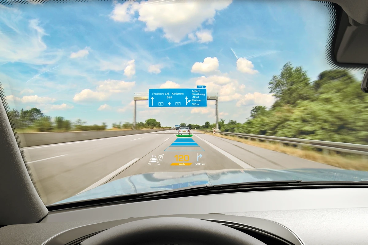The Continental AR-HUD prototype brings augmented reality to the windshield