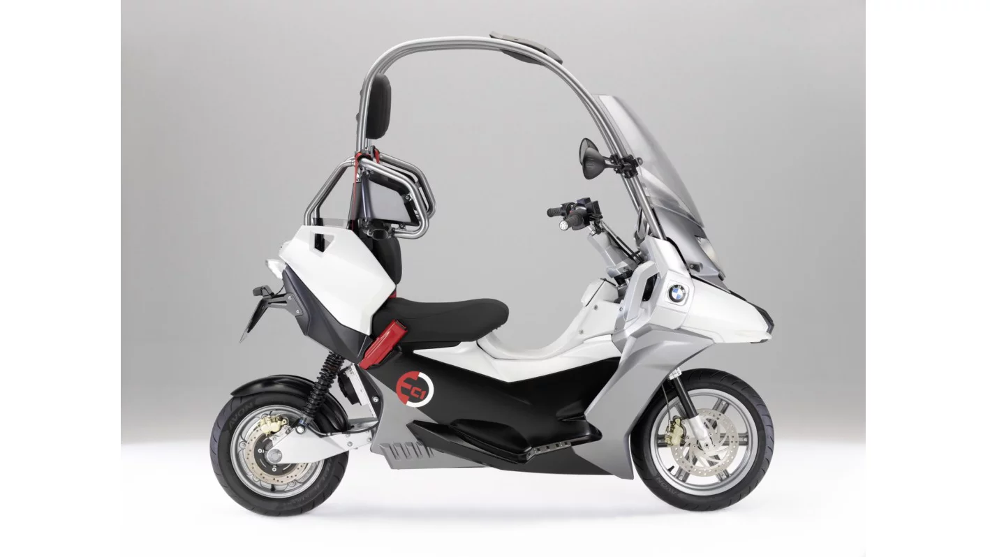 Right-side view of the BMW C1-E