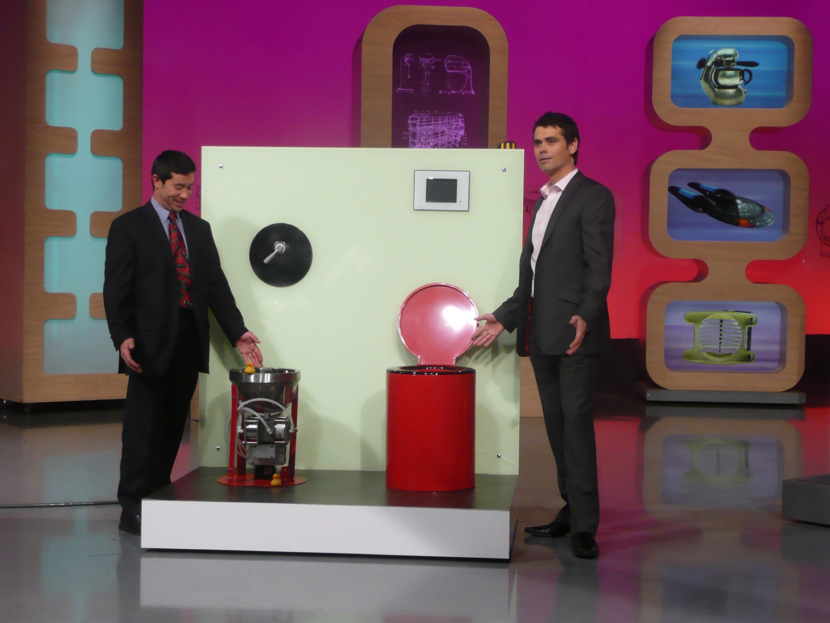 EVOLUTE inventors Tom Trainor and Mark Hutton with a prototype, on the Australian Broadcasting Corporations' "The New Inventors"