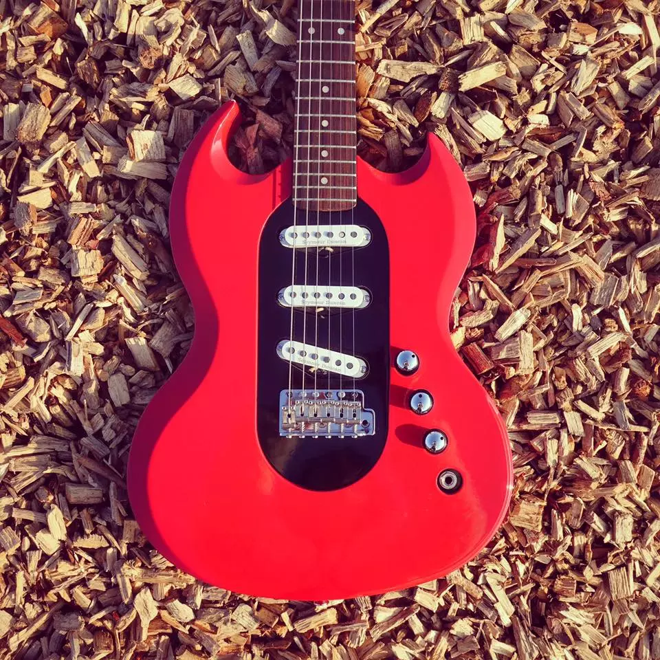 Fancy an SG shape with Strat-like single coil pickups? The Pons Revolution has you covered