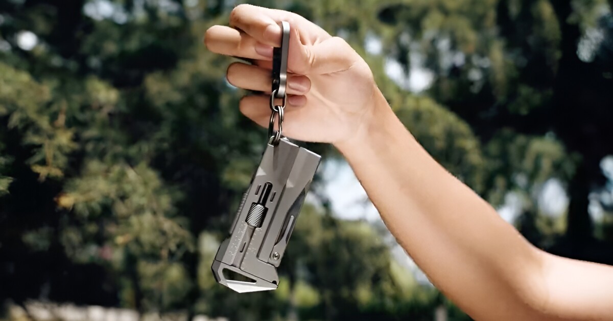 New OmniPro 2.0 multitool adds blade and pen features New OmniPro 2.0 multitool adds blade and pen features