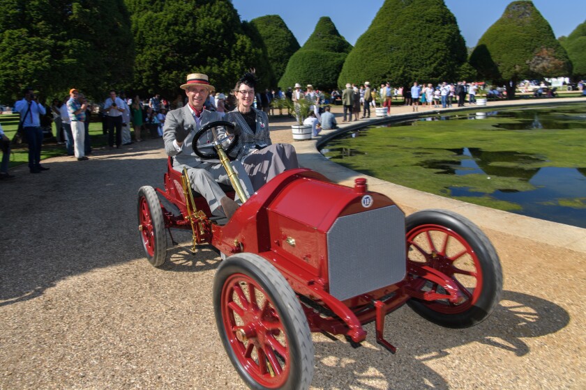 There are many cars claimed to be the world's first sports car, and the Isotta Fraschini FENC (FE Non Competizione) of 1909 is one of the claimants. Derived from the FE Voituretteclass racing car built for the 1908 (French) Grand Prix, the Tipo A which appeared at