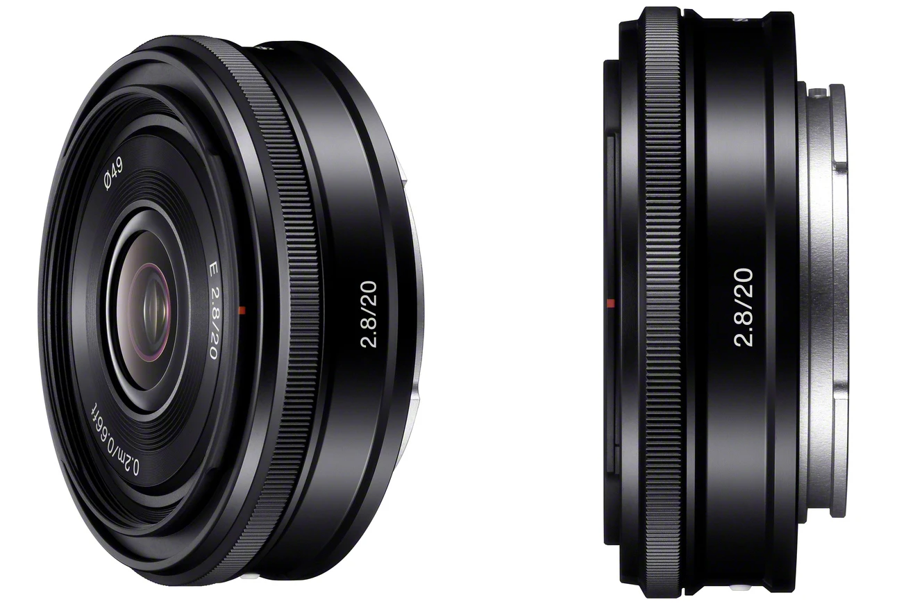 With a focal length equivalent to 30mm in 35mm format, the Sony 20mm F2.8 could certainly be a good ‘walkaround’ lens for many people
