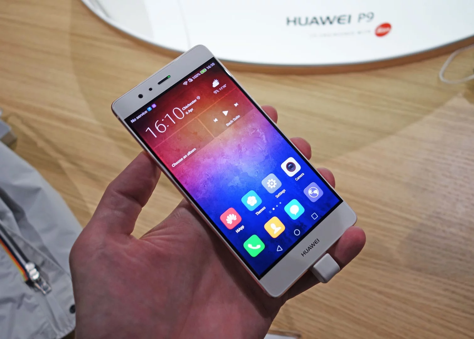 Huawei's new flagship, the P9, has been unveiled in London