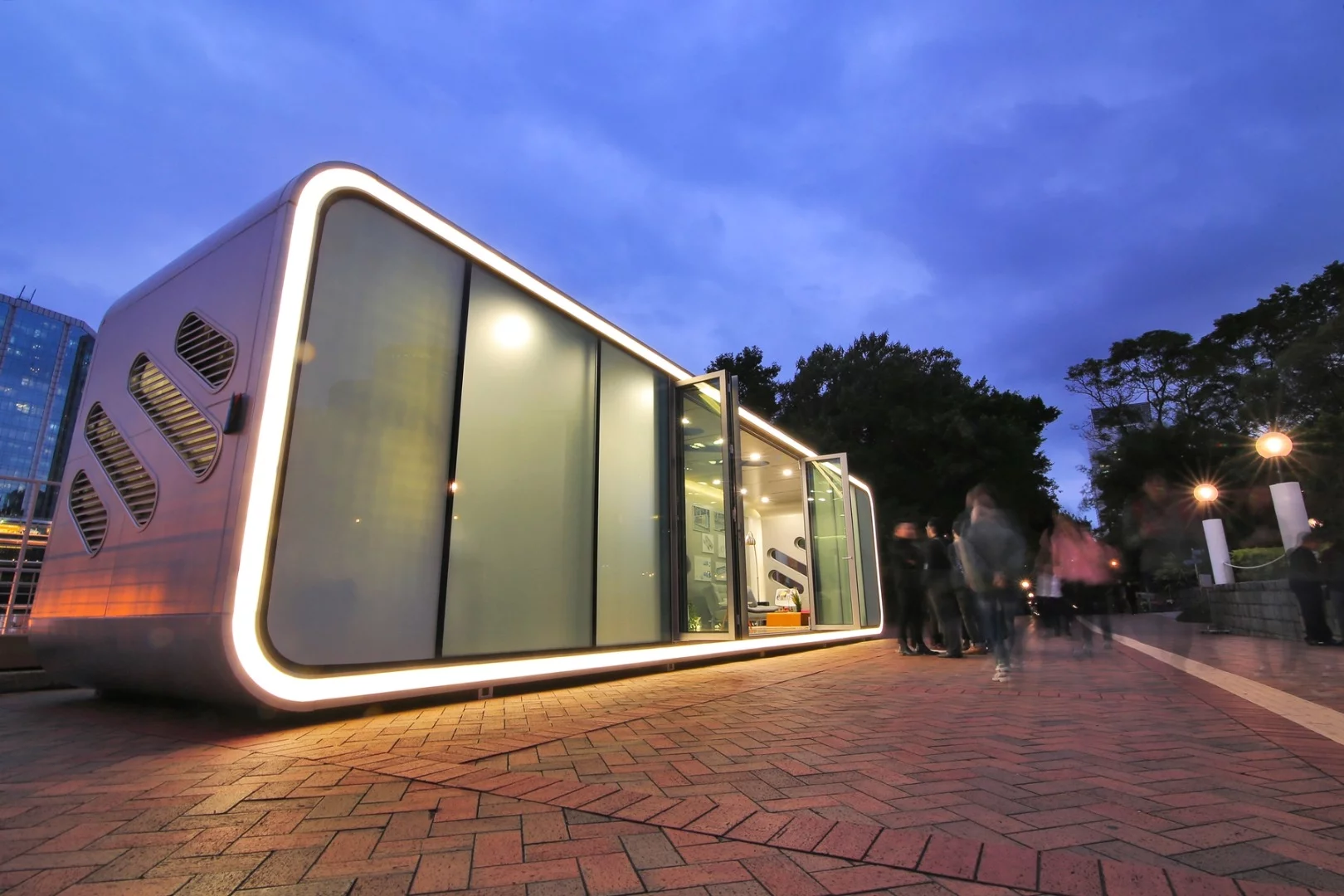 The Alpod's aluminum structure is strong and light