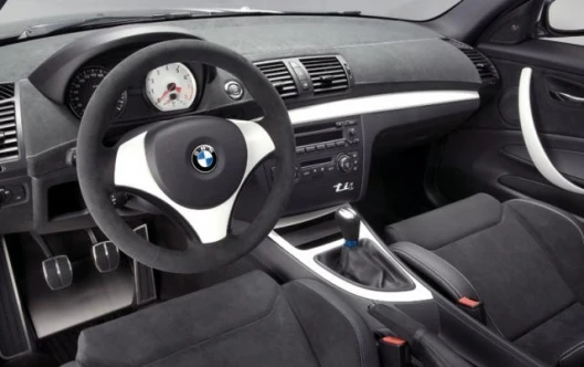 BMW tii - driver's view