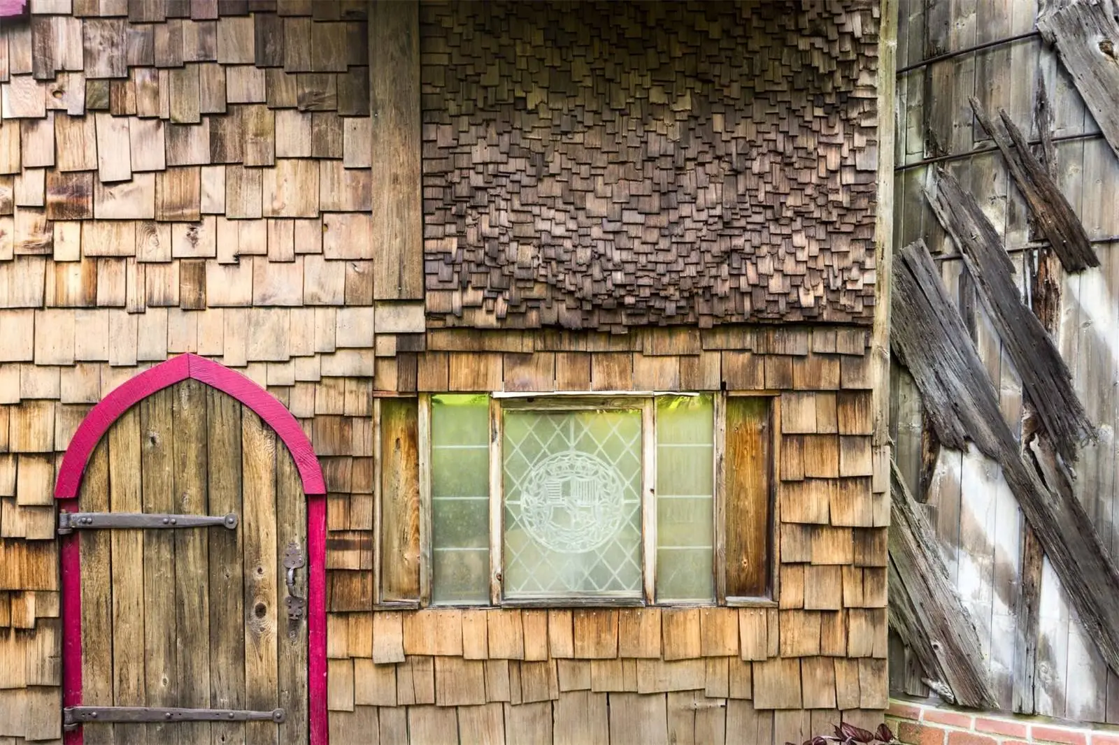 If you’re looking to step back in time and have a cool US$2.2 million to put towards the cause, then the so-called Gingerbread House might be of interest