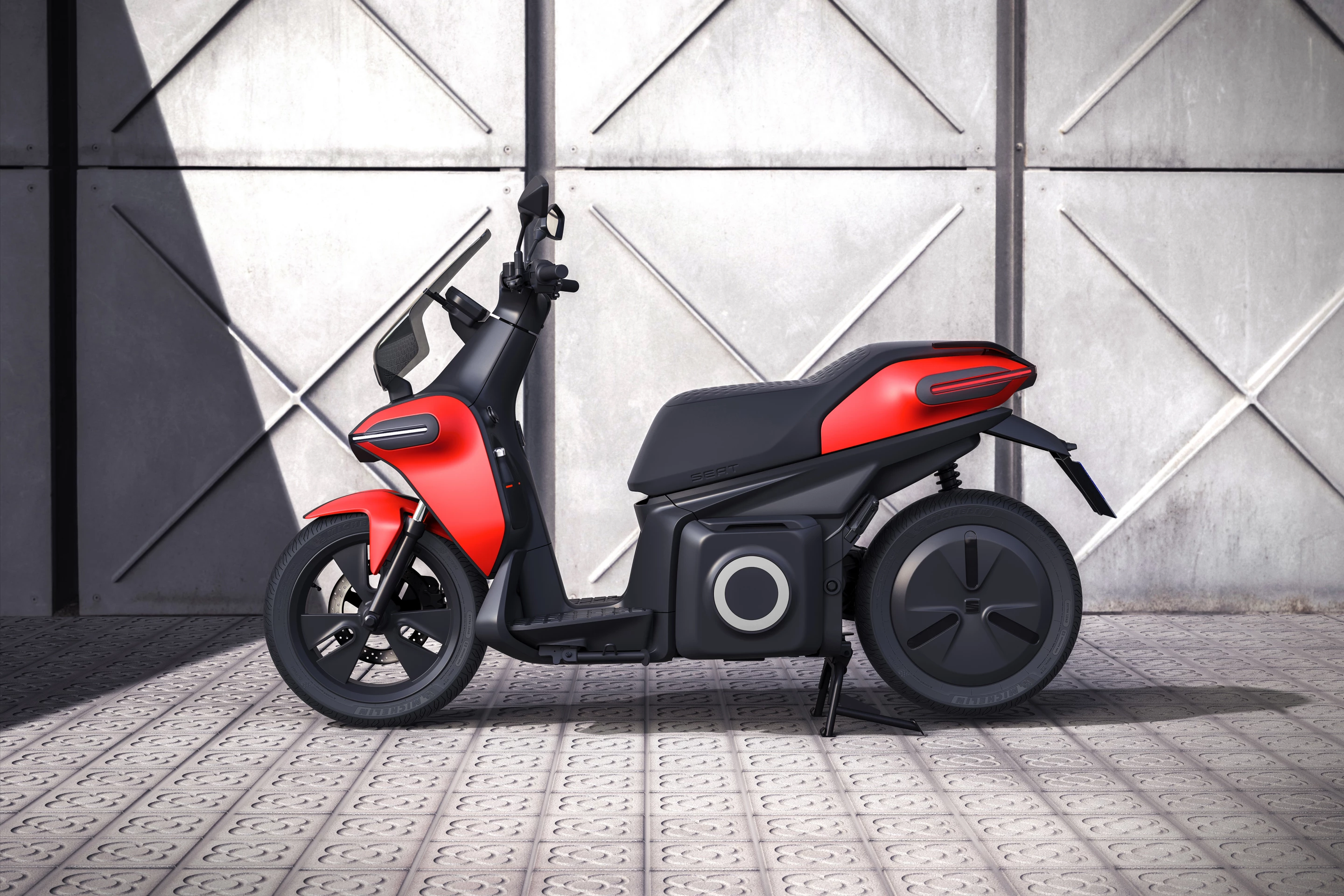 If SEAT manages to keep the e-Scooter's price within reach of the petrol alternatives, it deserves to do well