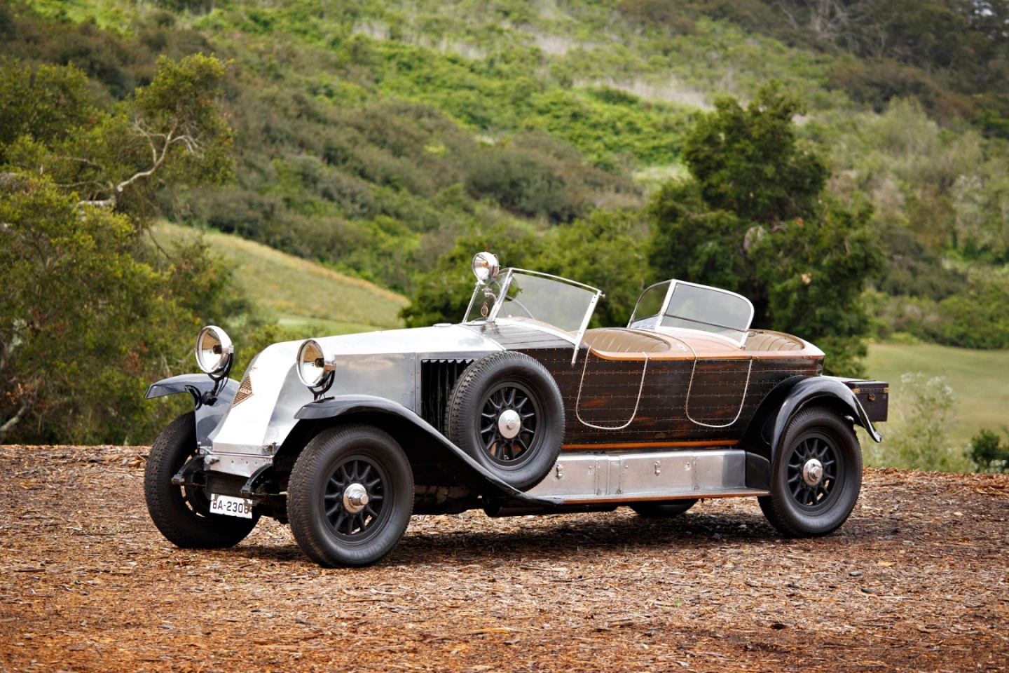 1925 Renault 40 CV Torpédo Skiff | Estimate: from $900,000 to $1,200,000 | Auction House: Gooding & Company | Official Auction Description