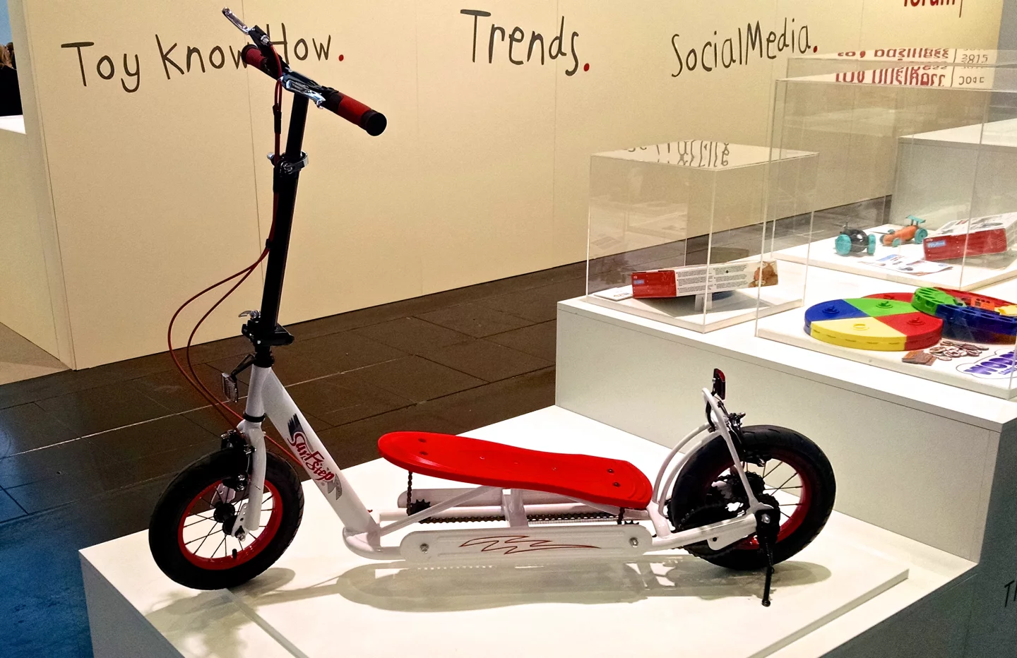 The SurfStep in Nuremberg's Trends Gallery (Photo: C.C. Weiss/Gizmag)
