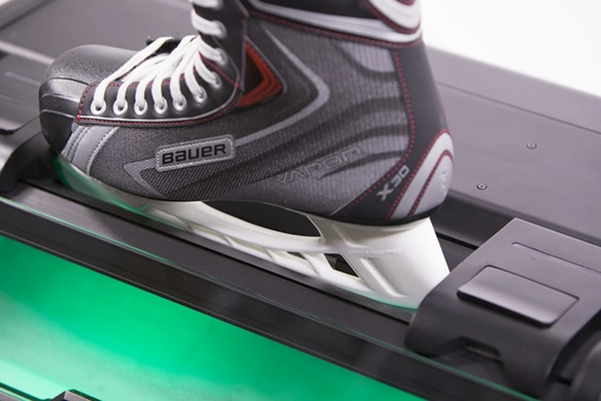 Sparx aims to make it easy for hockey players to do a professional sharpening job in their home