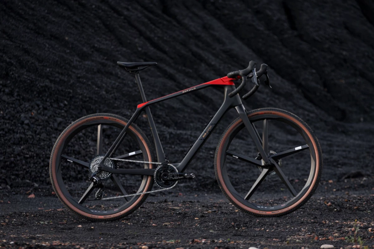 Rotwild introduces its first e-gravel bike, the R.R275 X