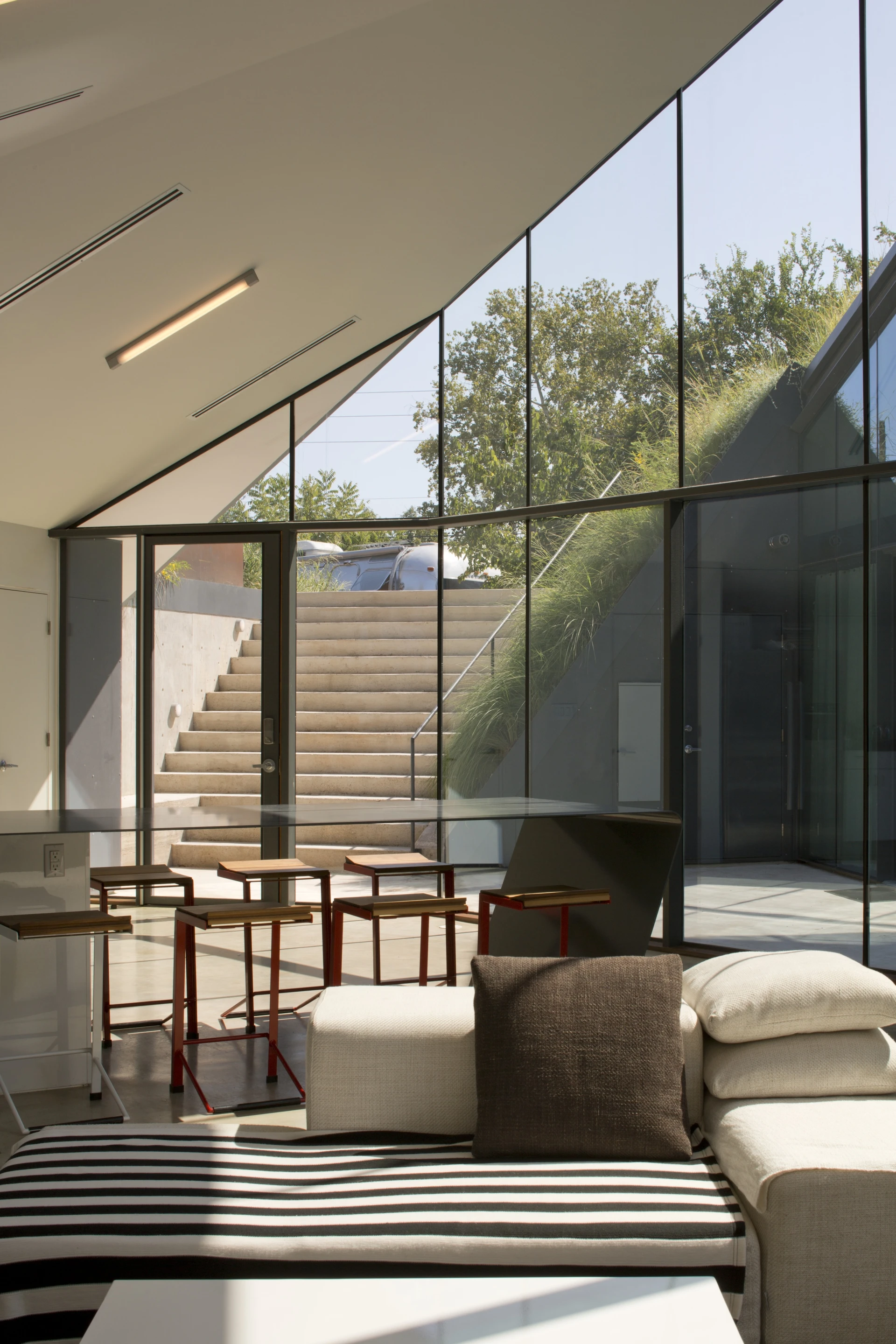 Edgeland Residence required an excavation of 7 feet (2.1 meters) depth