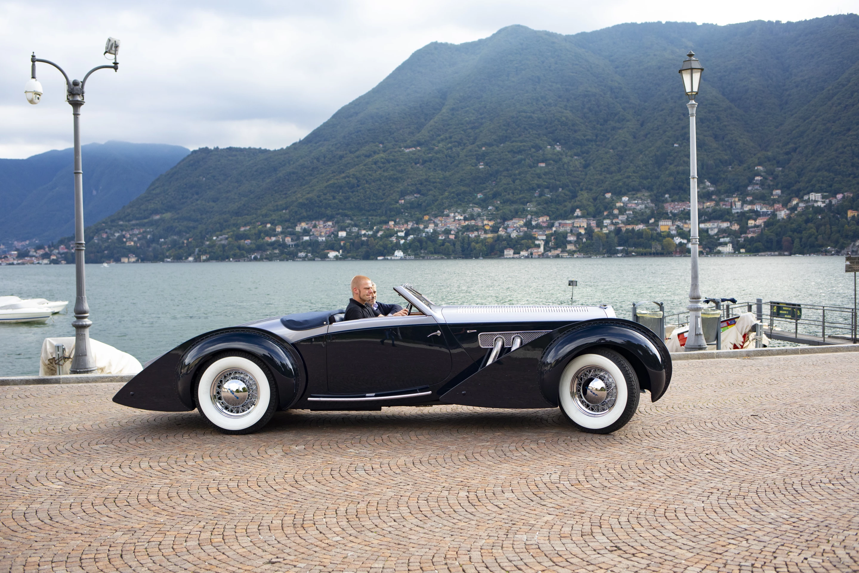 The 1938 Delage D8-120 S is a large car and de Villars has used the vast canvas to great effect in crafting a presence
