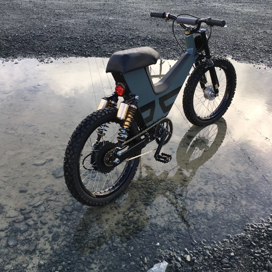 The Suru Scrambler boasts an all-electric top speed of 32 km/h