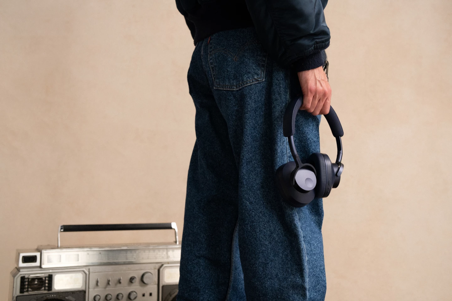 The Melomania P100 SE wireless ANC headphones include a feature that enhances certain frequencies during playback for "full and natural" sound, even at low volumes