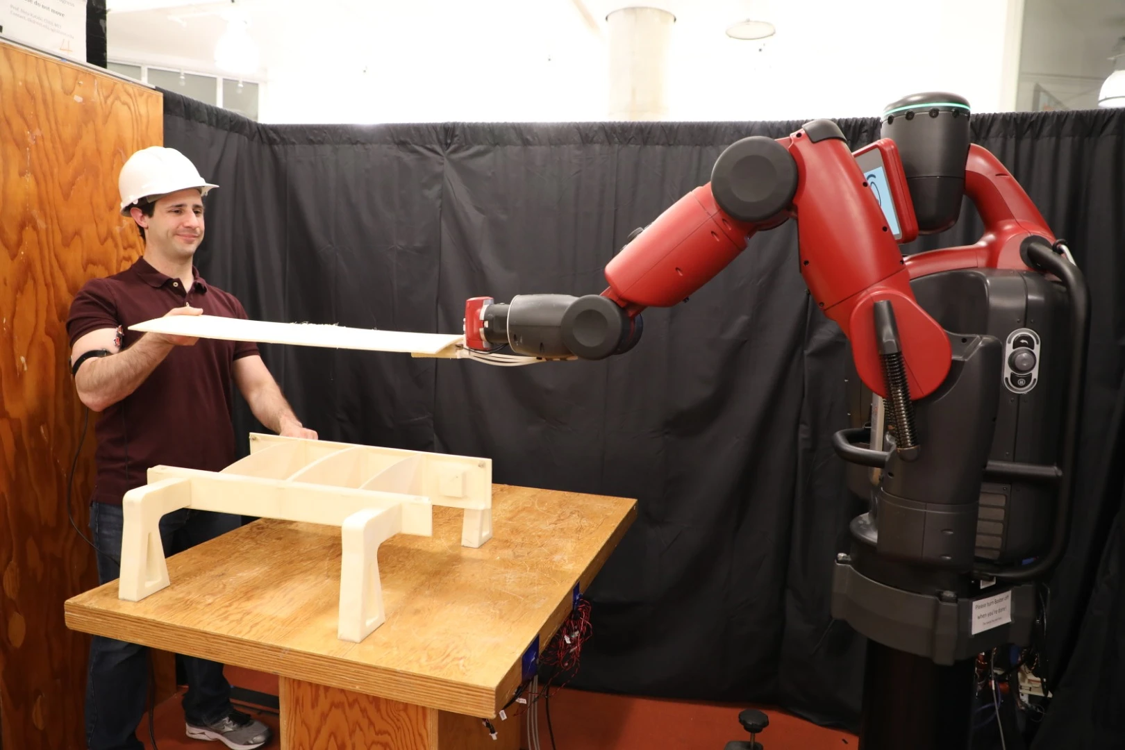 Dubbed RoboRaise, the machine is the latest from MIT's Computer Science and Artificial Intelligence Laboratory (CSAIL)