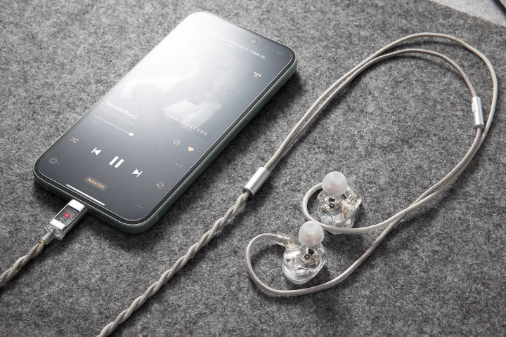 Hidizs' ST2 PRO Nebula offers tremendous value for an ultra-portable DAC-IEM combo