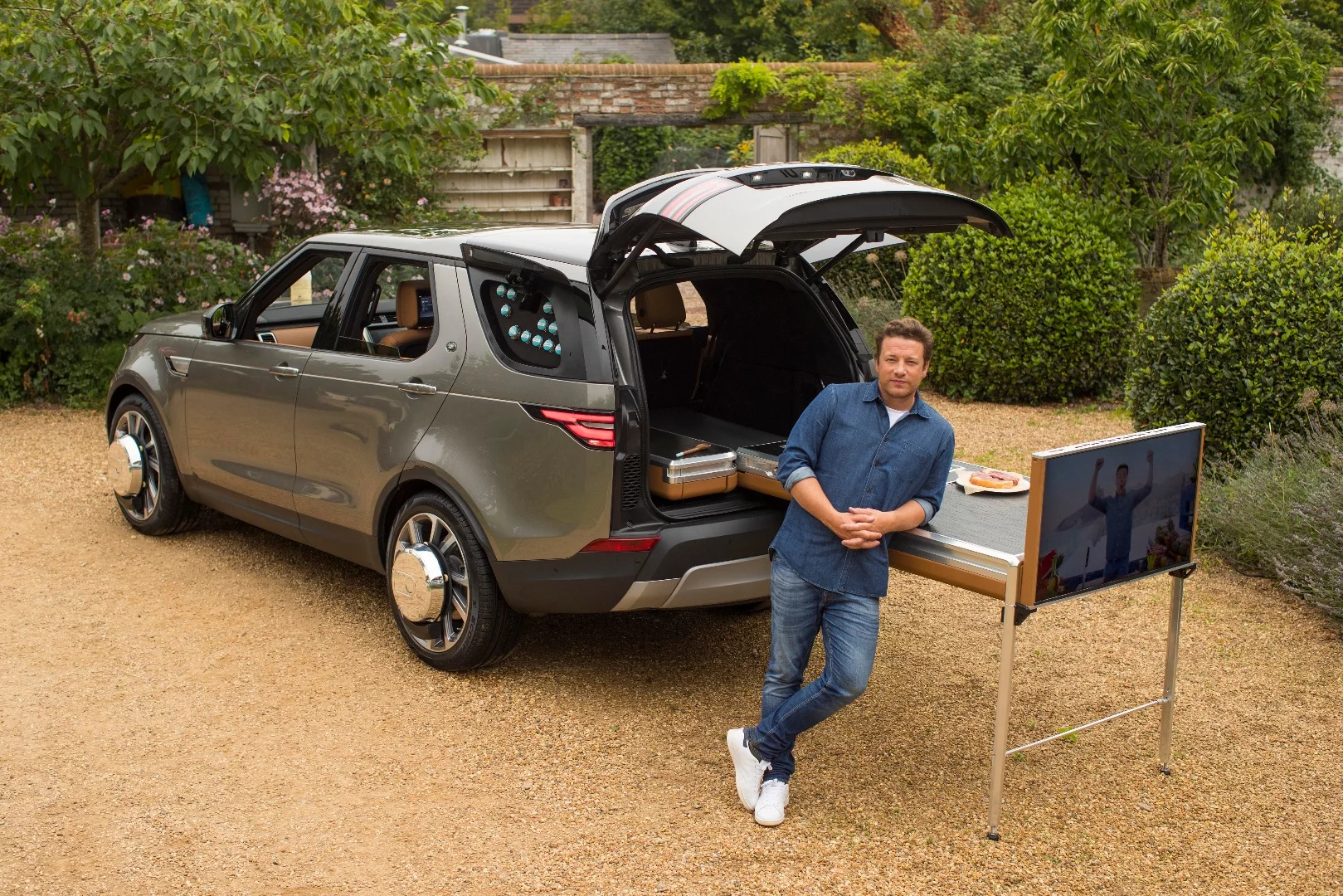 Land Rover gives Jamie Oliver a lot of little reasons to be happy
