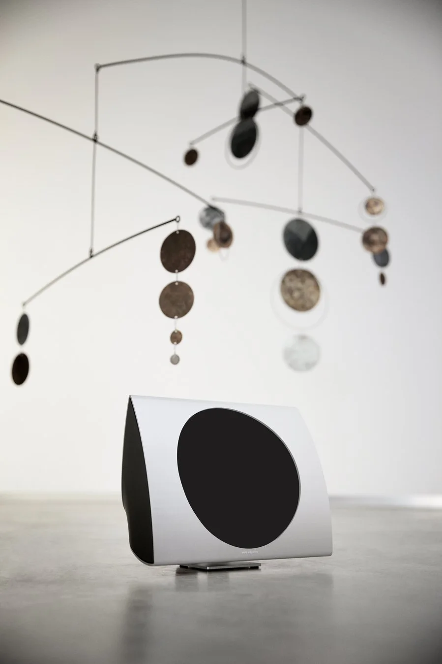 The flexible and compact BeoLab 17 wireless speaker