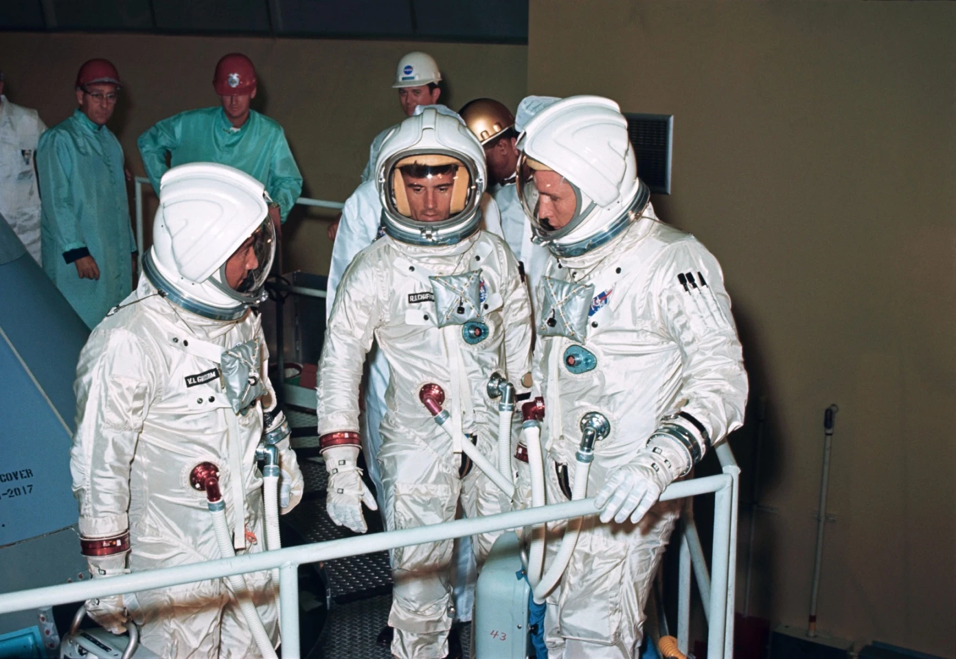 Apollo 1 crew in spacesuits