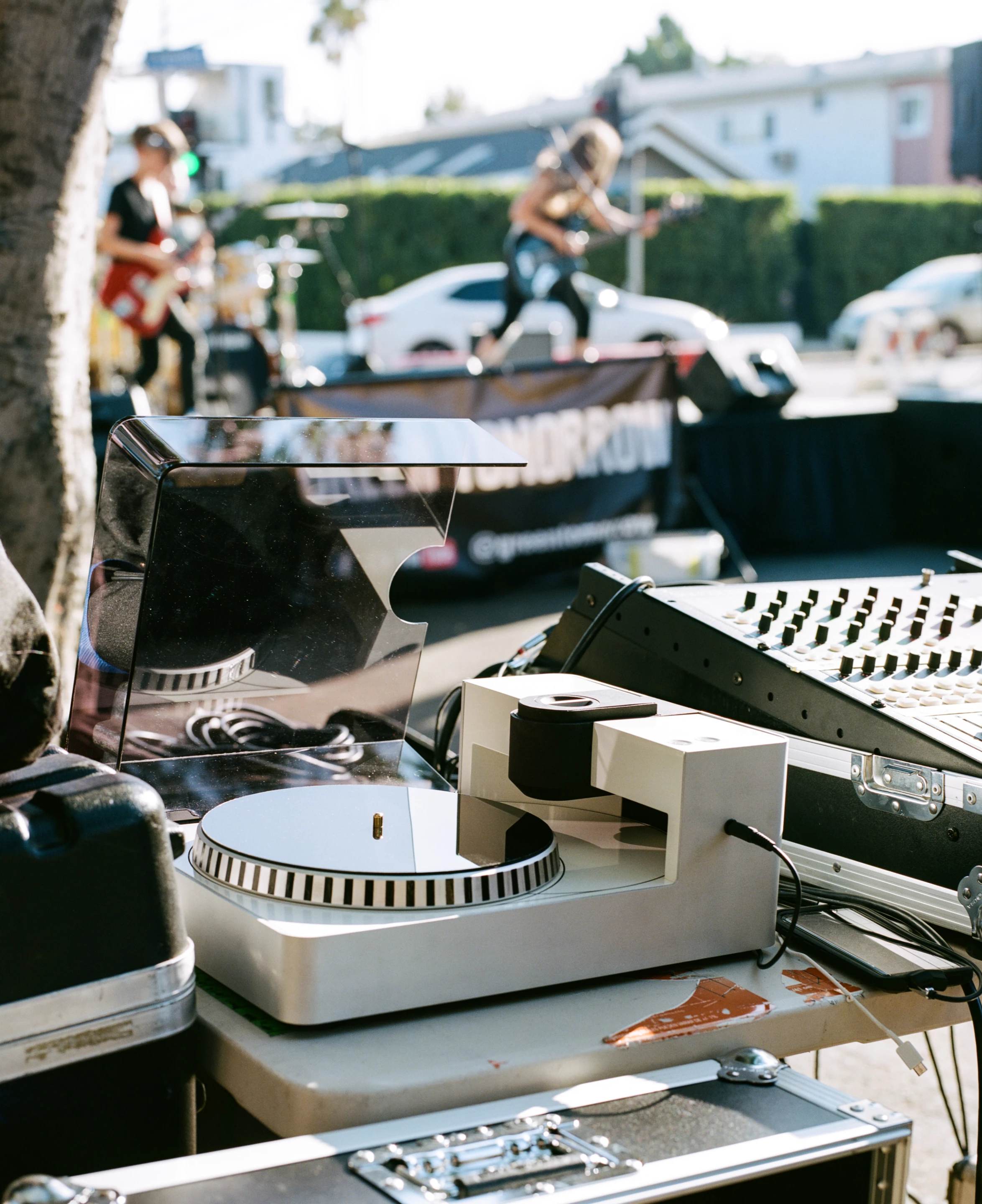 You can cut a live performance straight to vinyl with the Home Vinyl Recorder