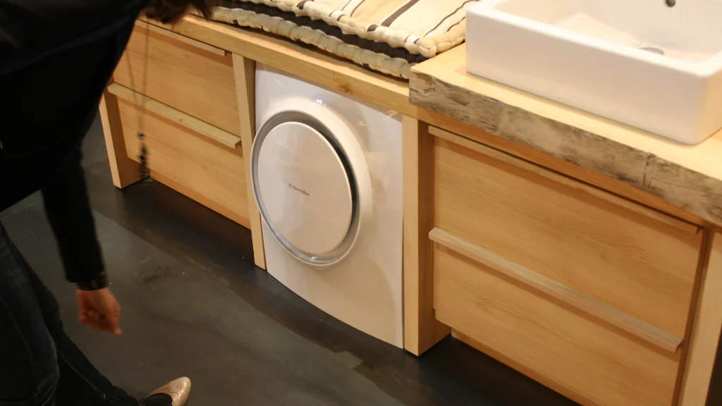The freestanding Electrolux SHINE concept washing machine