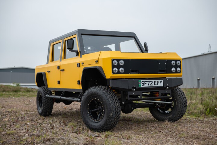 The Performance MK 1 Pick-Up shown here features a 280-kW motor that produces 700 Nm of torque and a fast-charge battery that's reported capable of up to 16 hours of off-road use