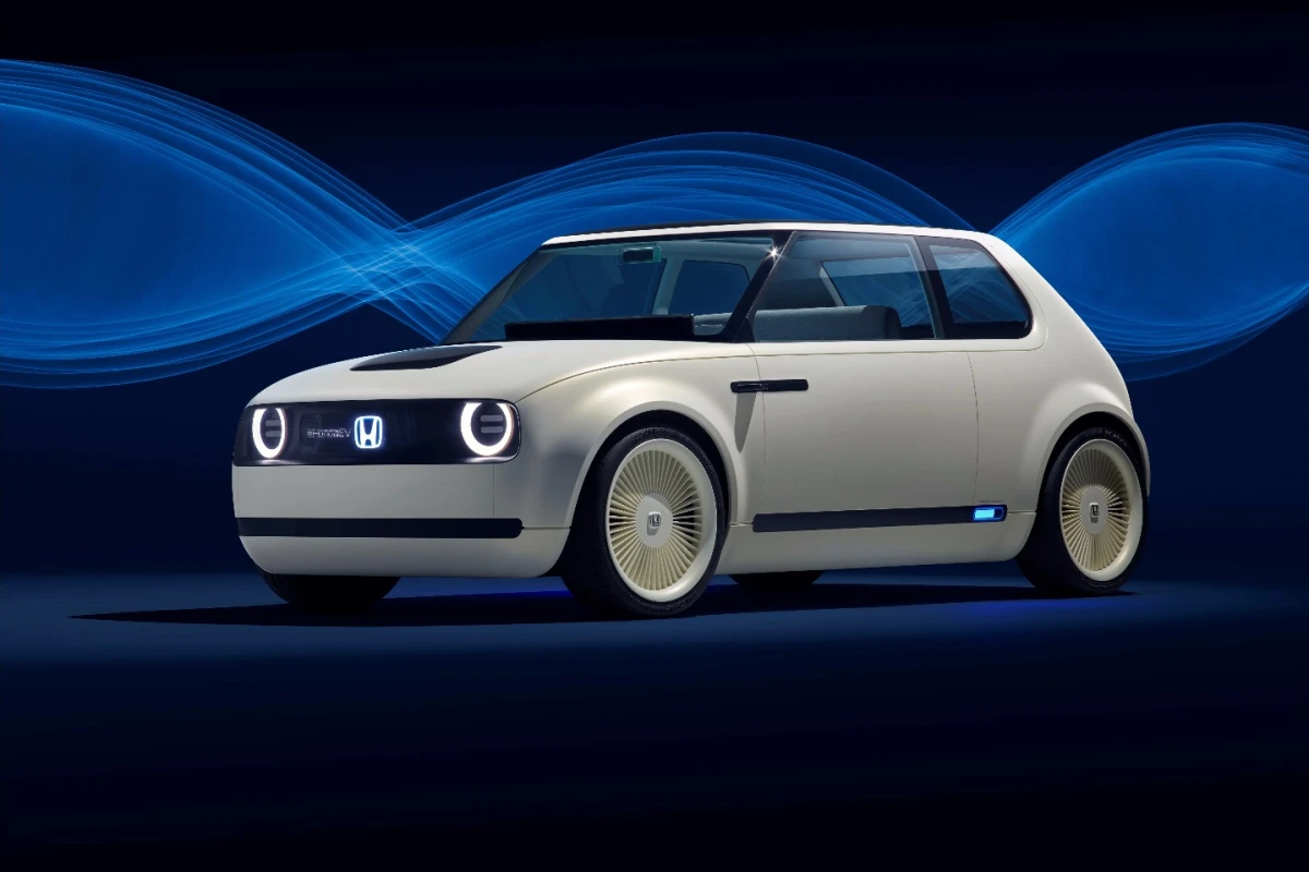 Those wheels are retro-inspired, and they look fantastic