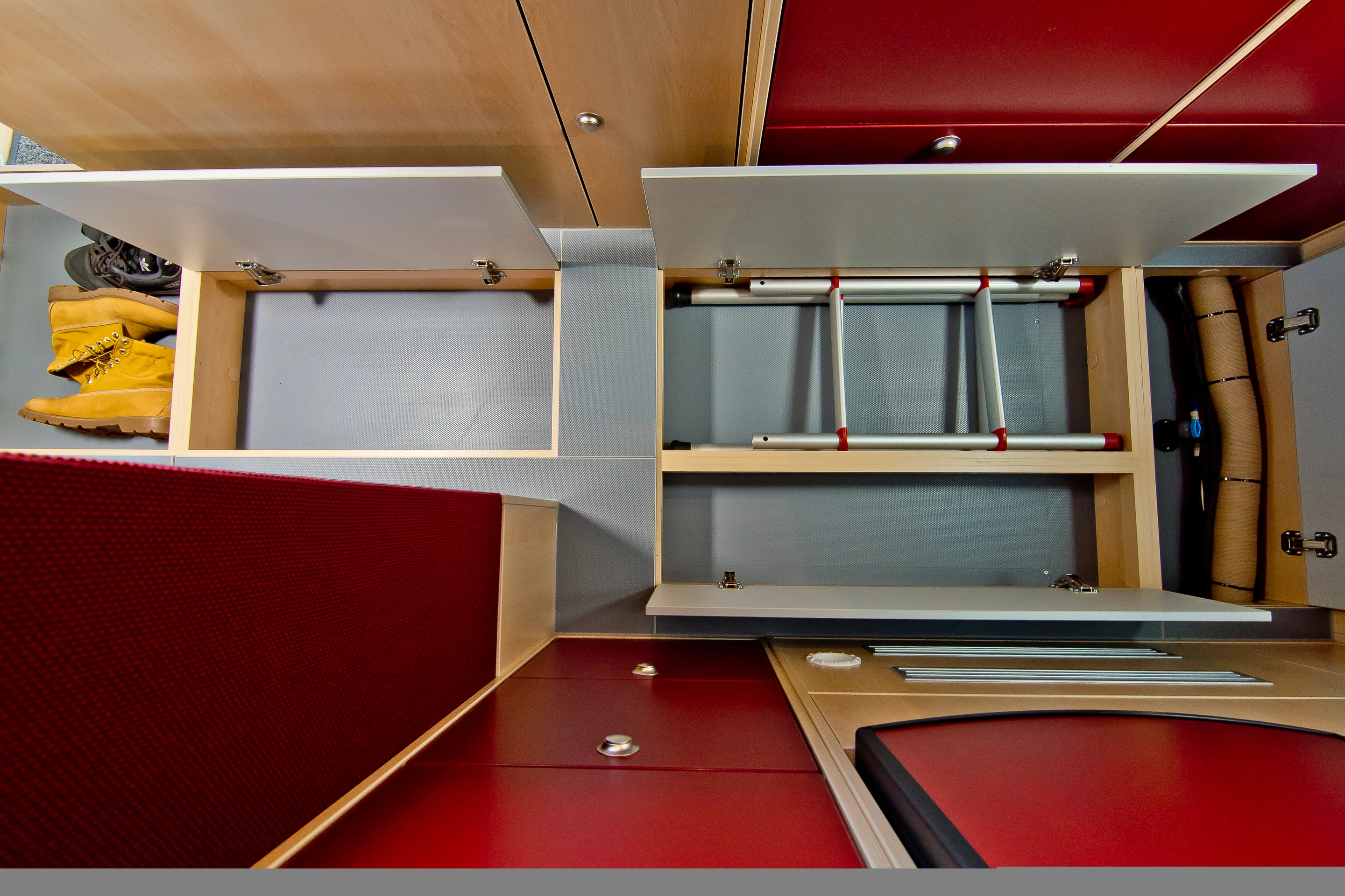 Underfloor storage
