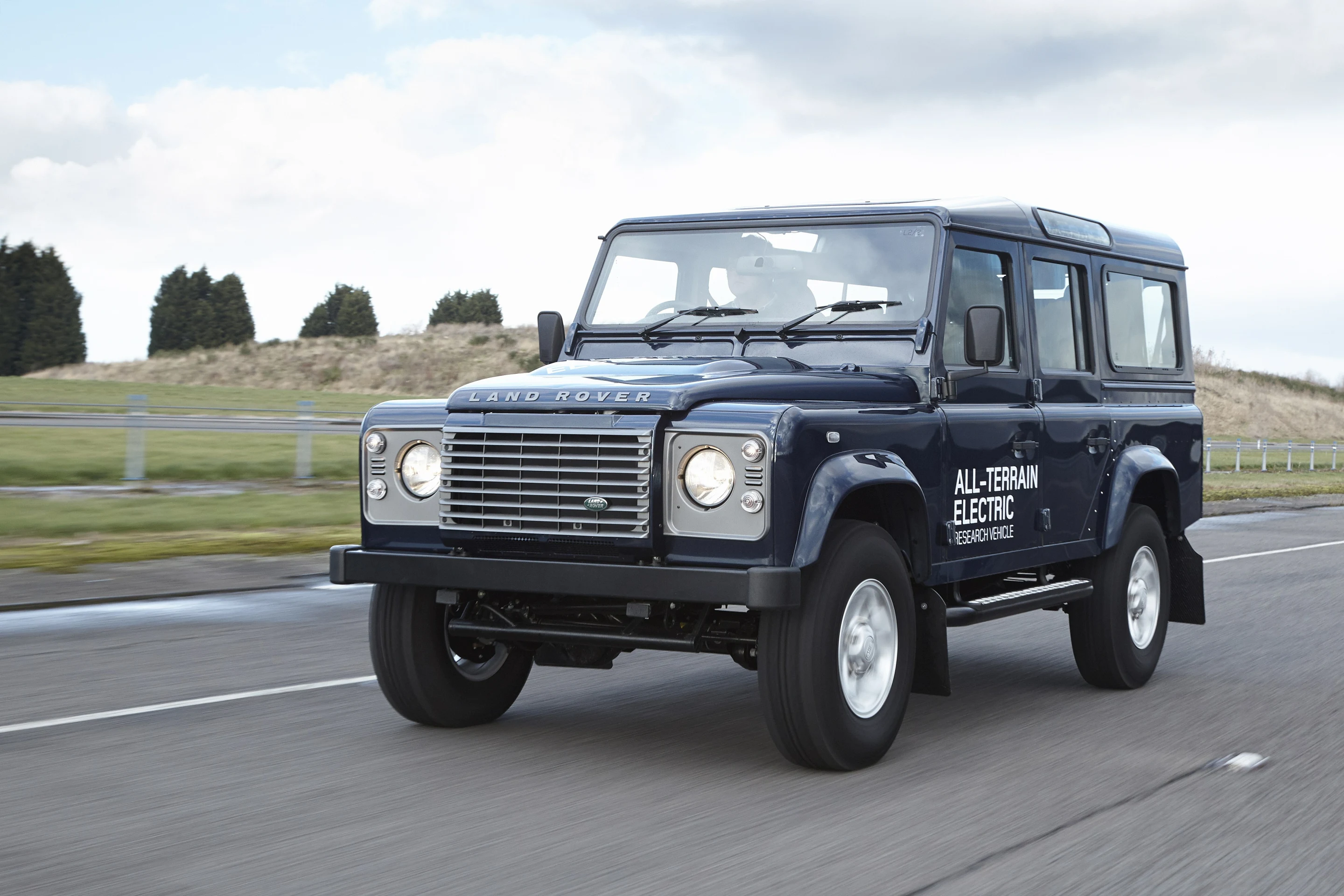 The Defender uses a 90-bhp electric motor and 27 kWh battery