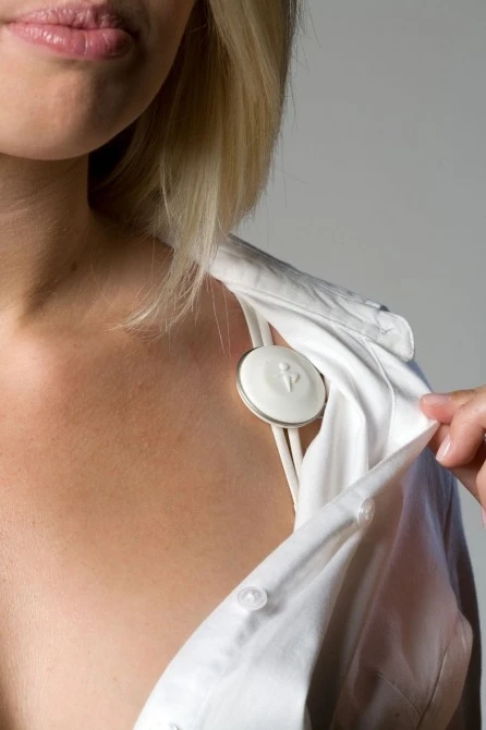 The US$100 iPosture pendant