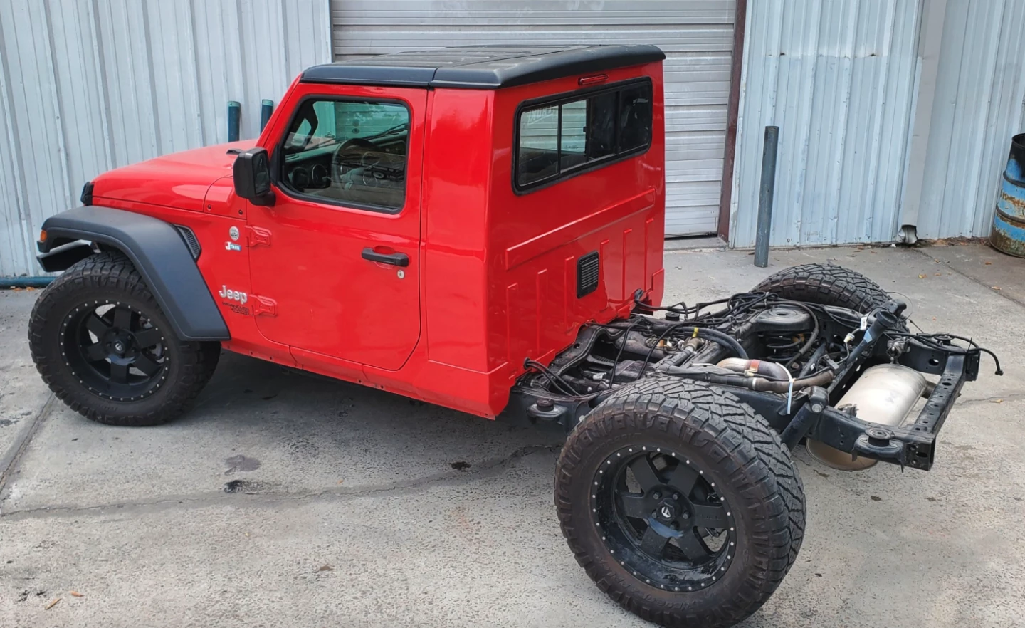 Gr8tops JTRUK conversion turns a Wrangler Unlimited into a two-door with space on back for a pickup bed or camper