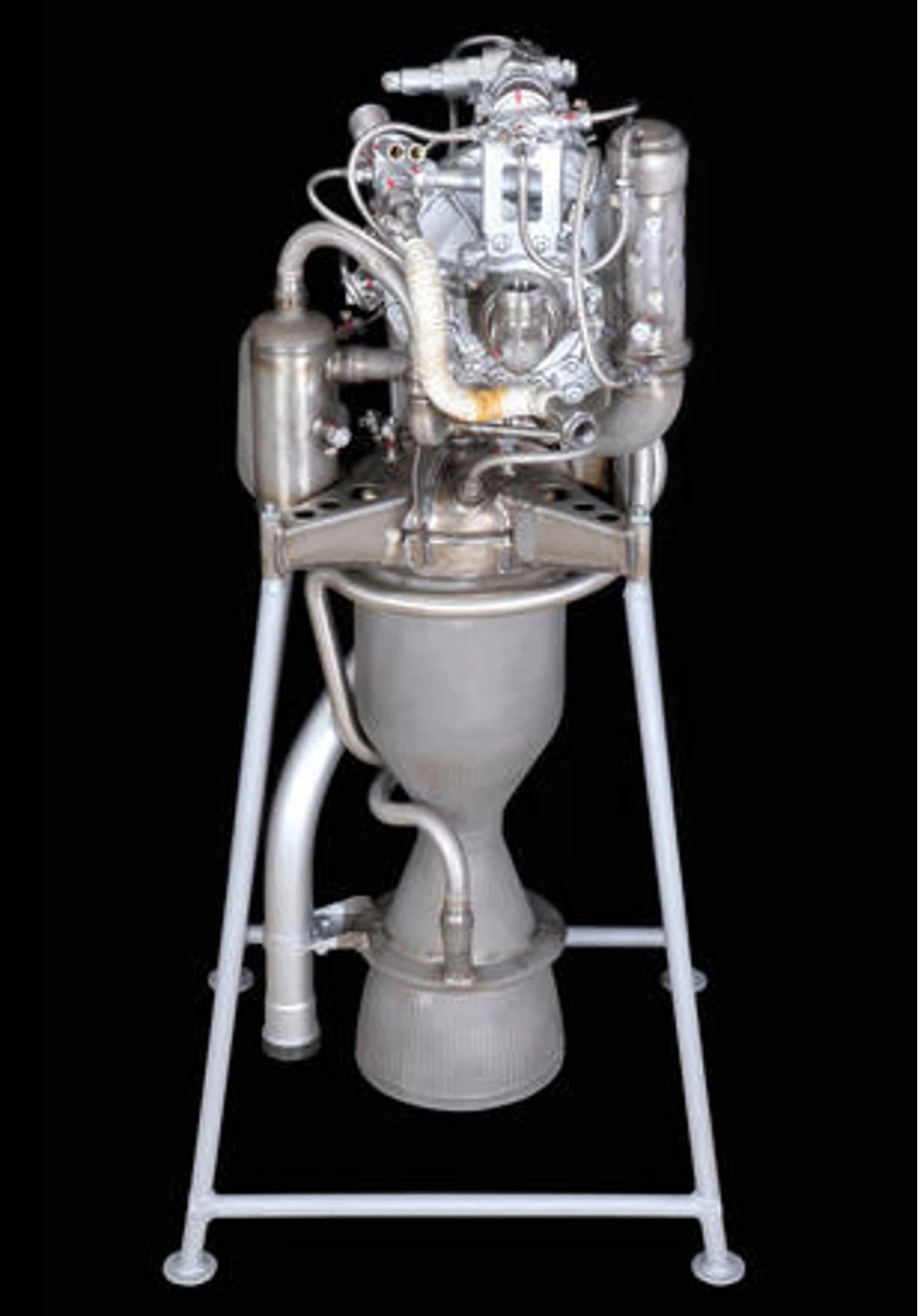 Soviet surface-to-air missile engine