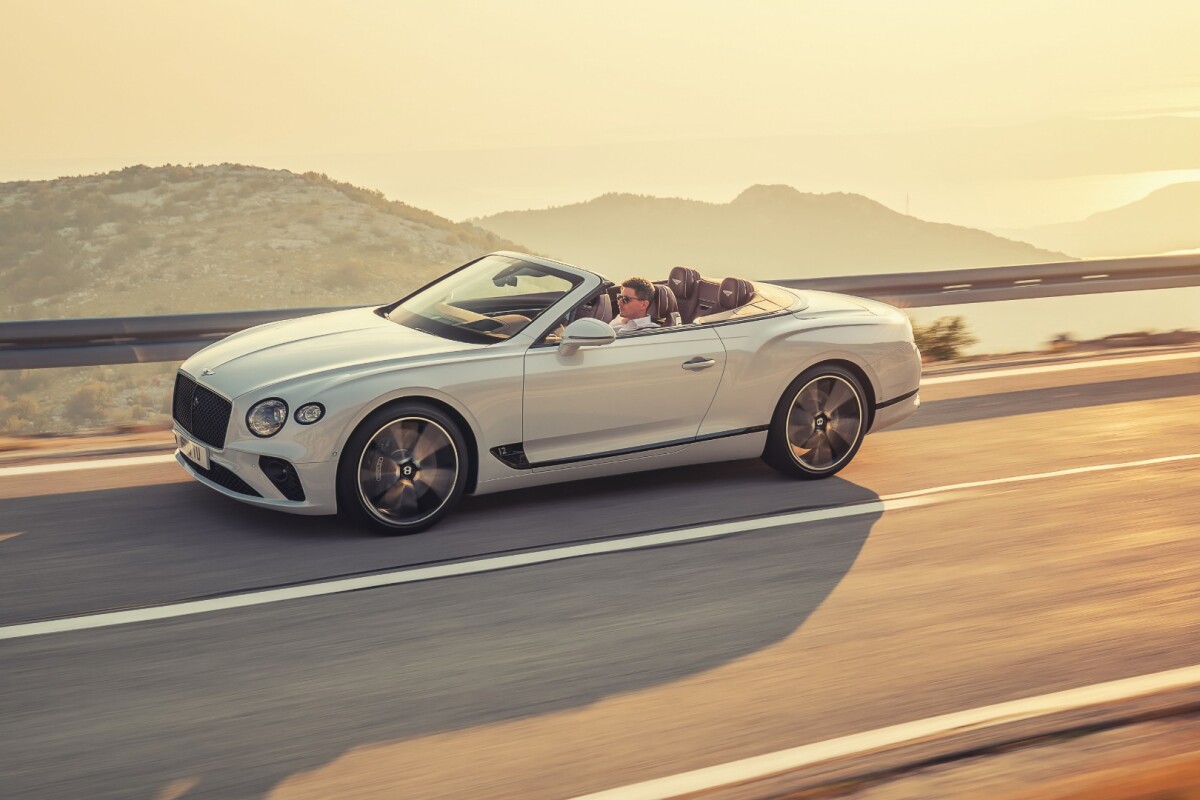 Bentley S New Continental Gt Drop Top Is A 207 Mph Luxury