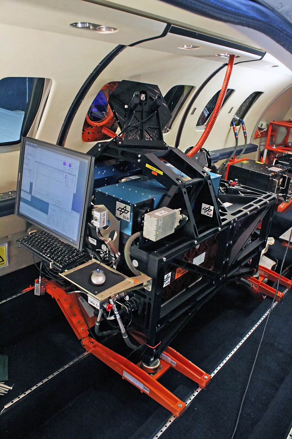The Ultraviolet 'Light Detection and Ranging' (LIDAR) instrument currently being tested to detect CAT (Photo: DLR (CC-BY 3.0))