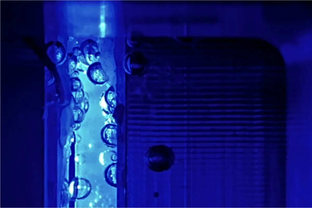 The bubbles that form during the chemical processes inside an artificial leaf can inhibit the efficiency of the system