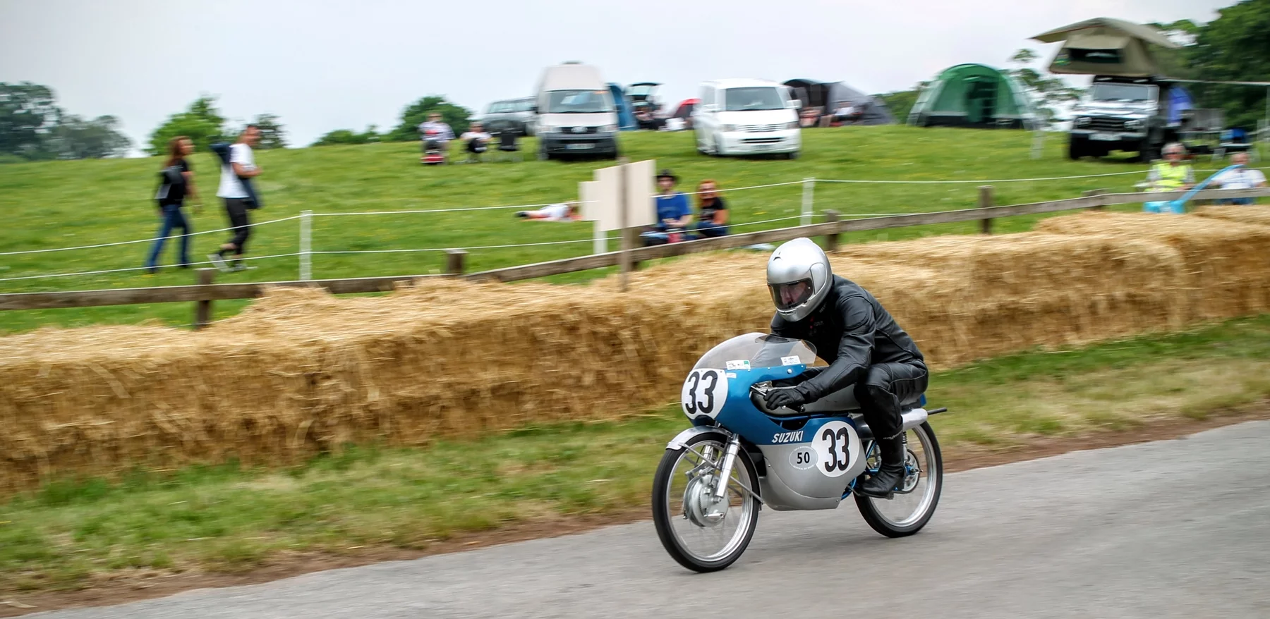1964 Suzuki RM64 ridden by Frank Jones