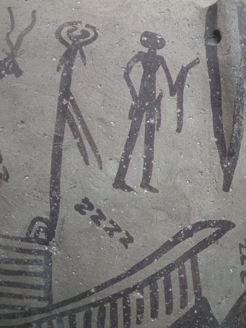 The tattoos on the female mummy resembled several motifs seen on pottery from the same period