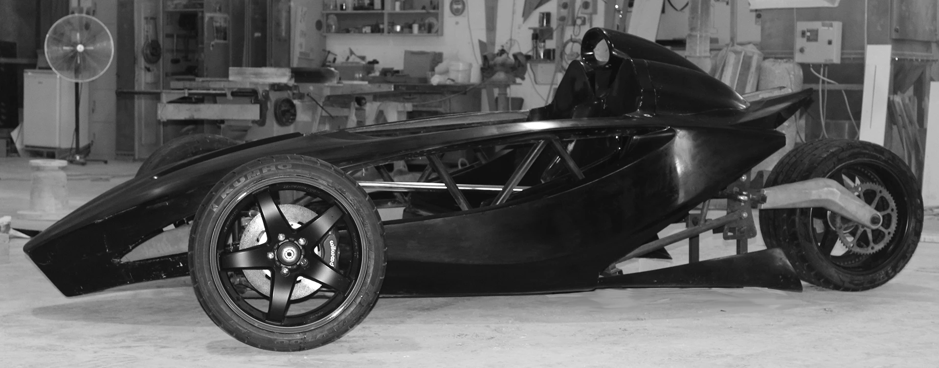 The power available combined with aerodynamics and a low center of mass should give the Black Mamba serious bite