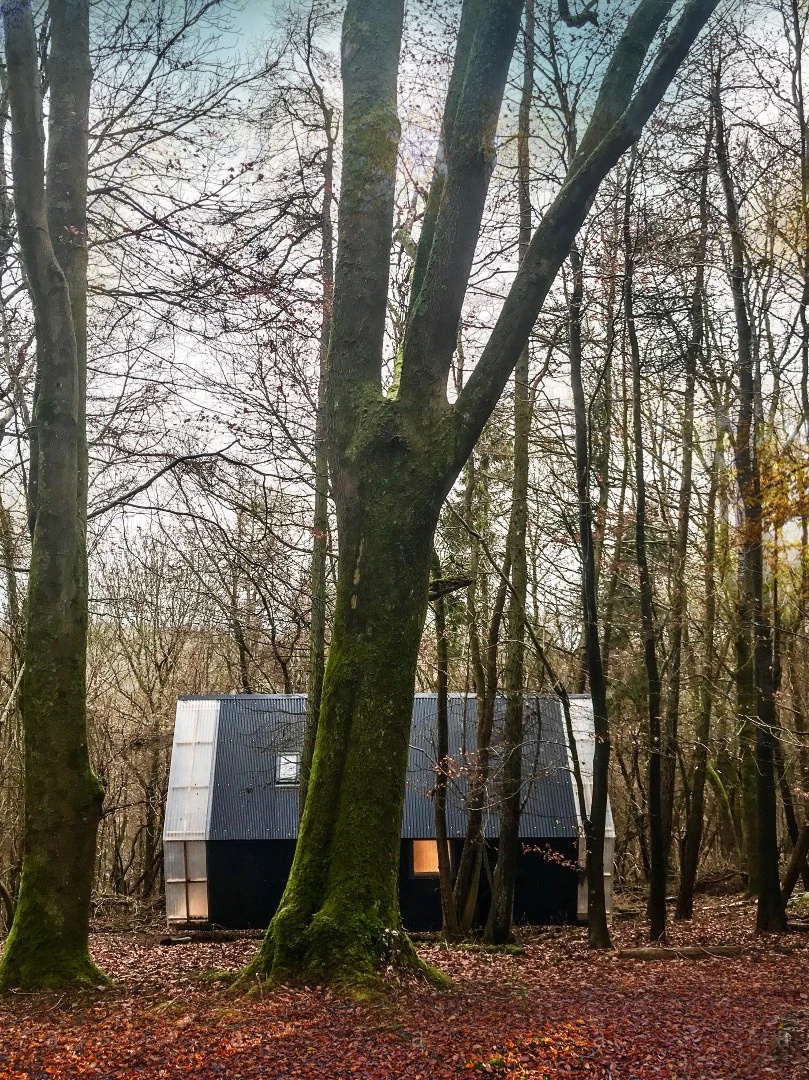 Trailer was constructed for £20,000 (US$28,000)