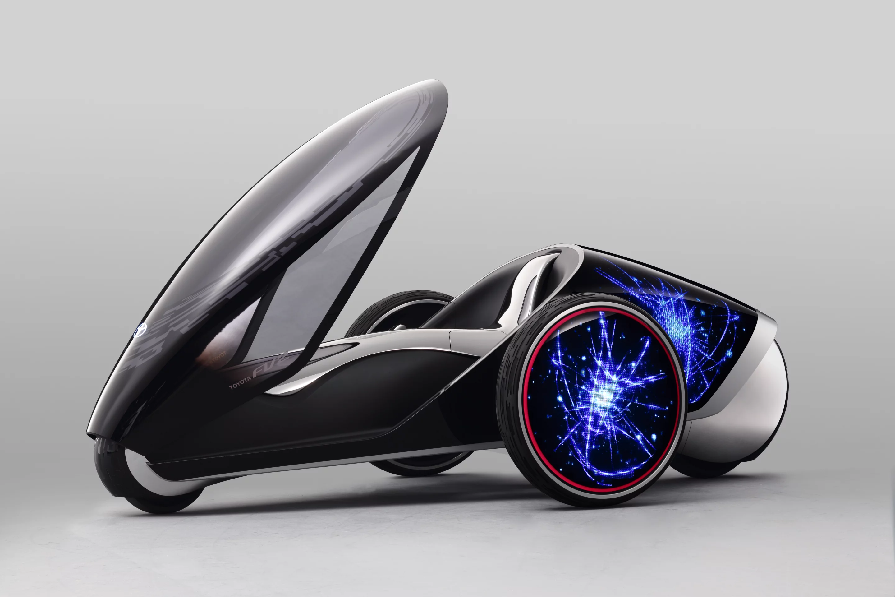 Toyota's FV2 Concept features a high-resolution display on its exterior