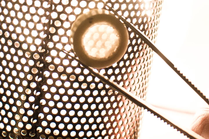 Researchers have managed to weld ceramic at room temperature, using ultrafast laser pulses.