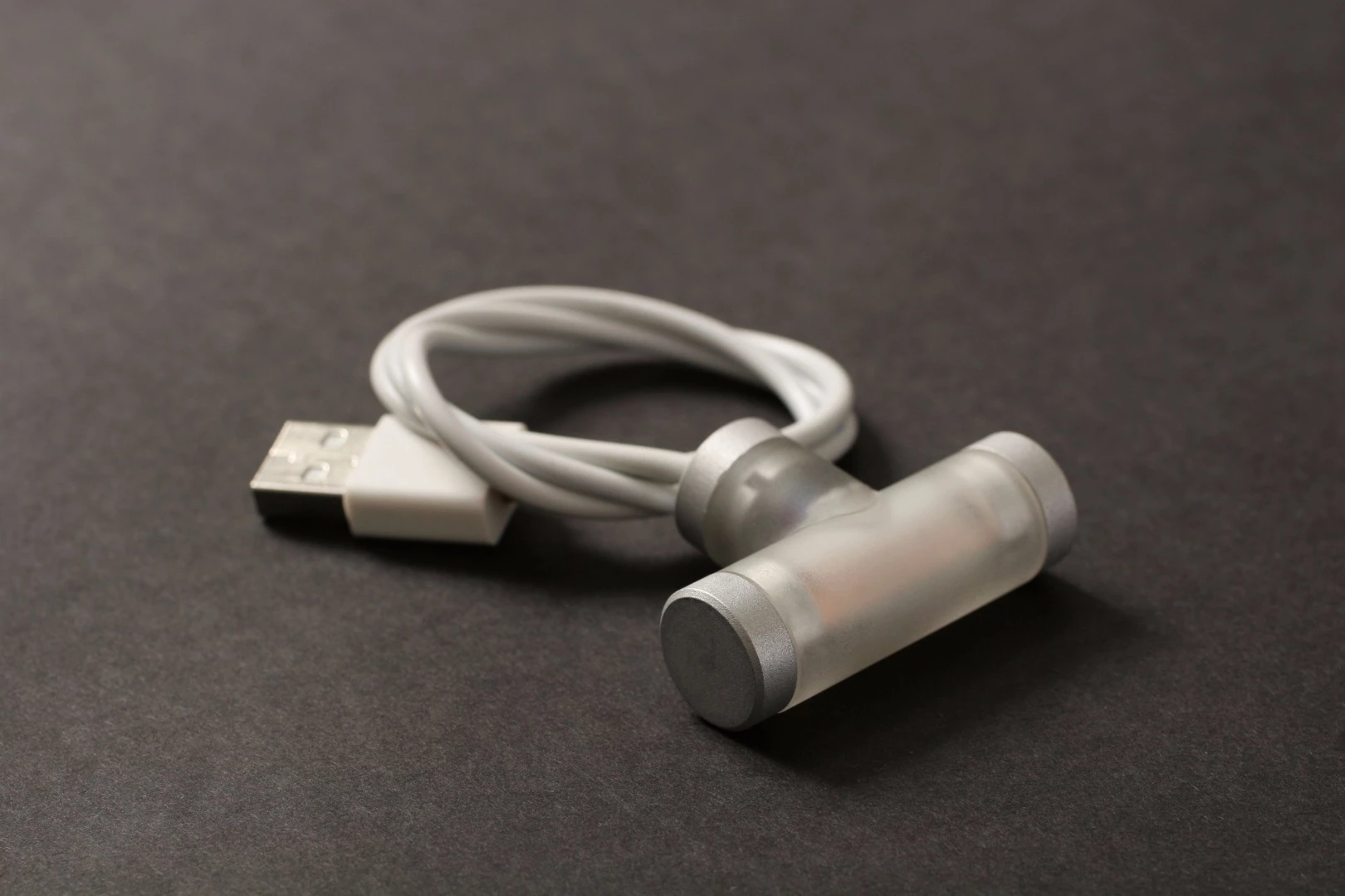 A USB charging pipe can provide power to the elaborate 3D circuit creation