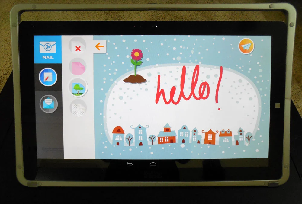 Kids can send emails embellished with graphics (Photo: Lakshmi Sandhana/Gizmag.com)