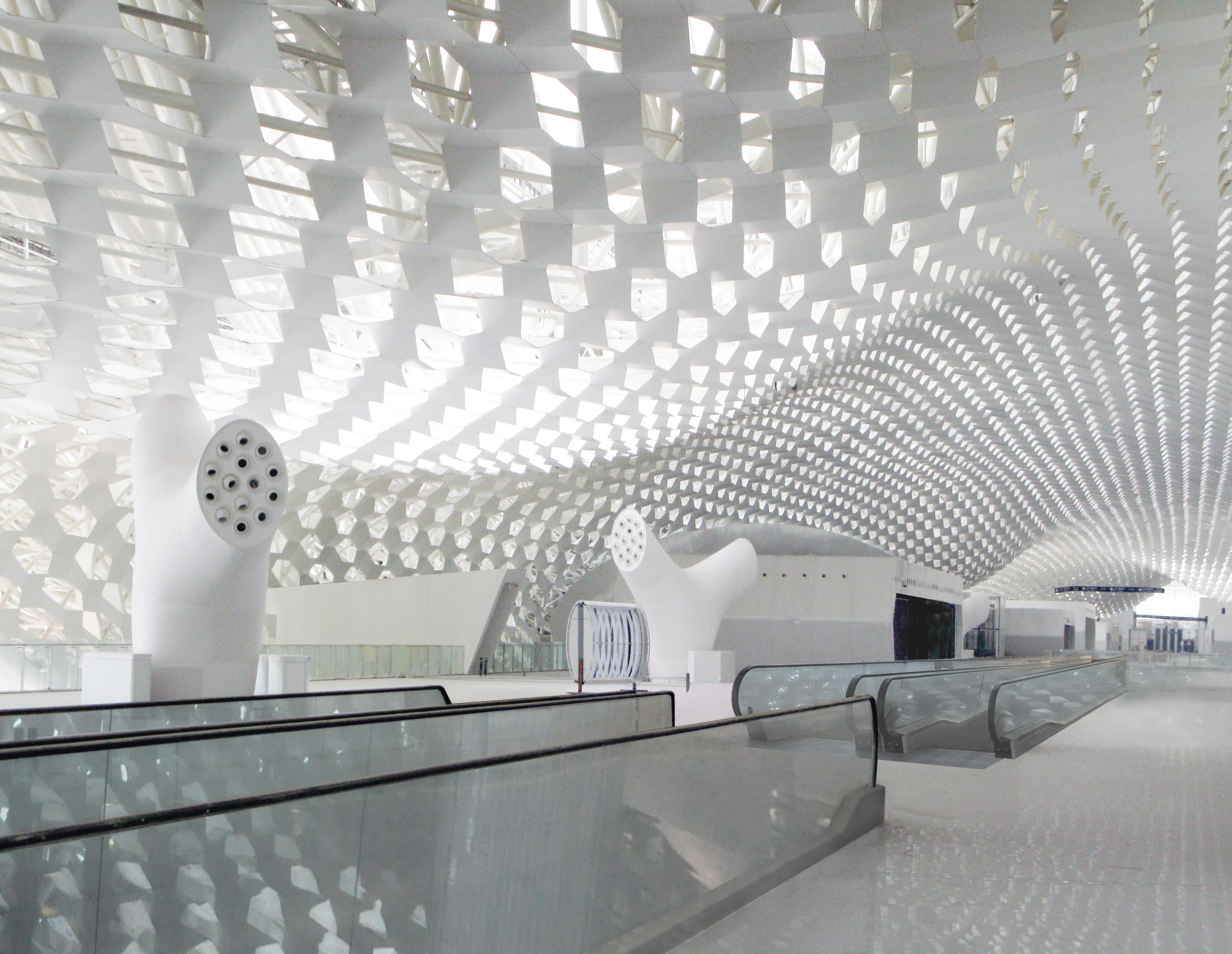 Shenzhen Bao'an International Airport Terminal 3, designed by Studio Fuksas (Photo: Studio Fuksas)
