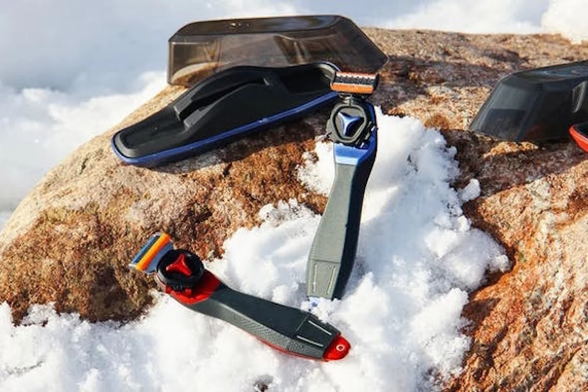 The Trazor all-in-one shaving system is compatible with over 40 different razor blade cartridges